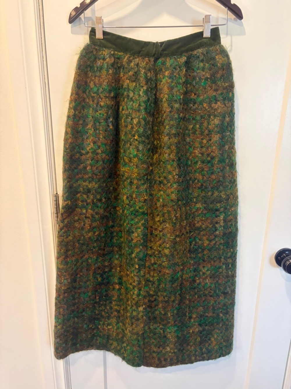 Vintage union made 1960s Green Multi-Tone Wool Blend Skirt - Picture 6 of 15